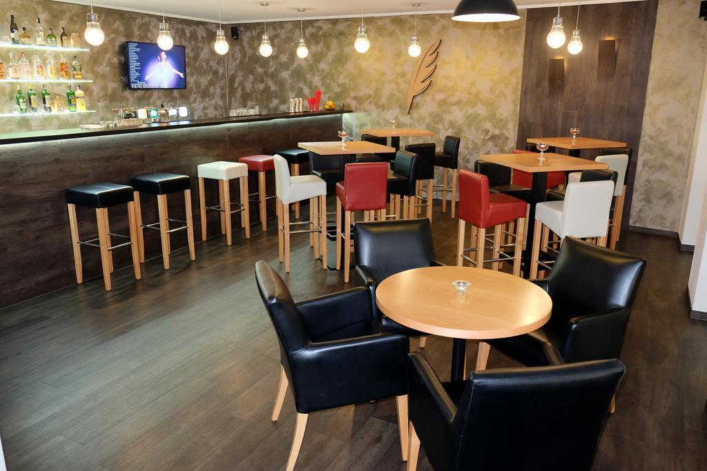 Hotel Napoleon Austerlitz Ngoại thất bức ảnh