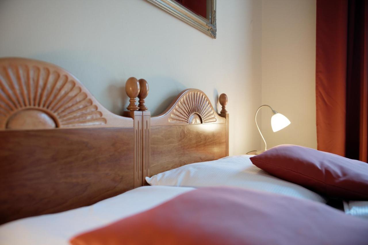 Hotel Napoleon Austerlitz Ngoại thất bức ảnh